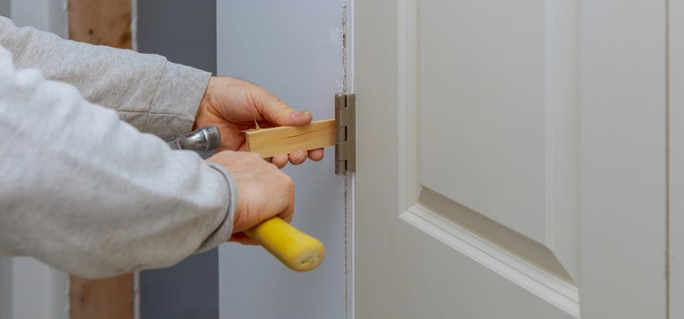 fiberglass entry door repair in Lakeside